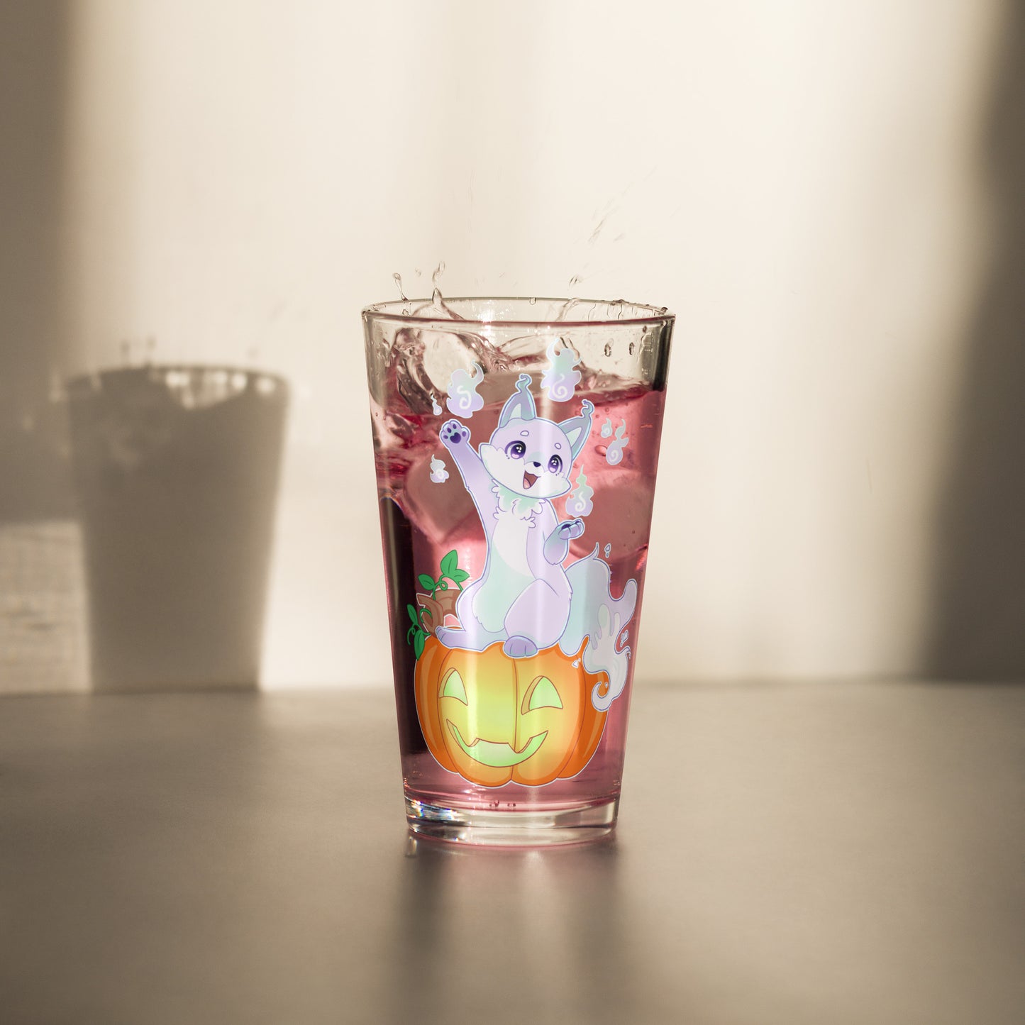 Shaker pint glass